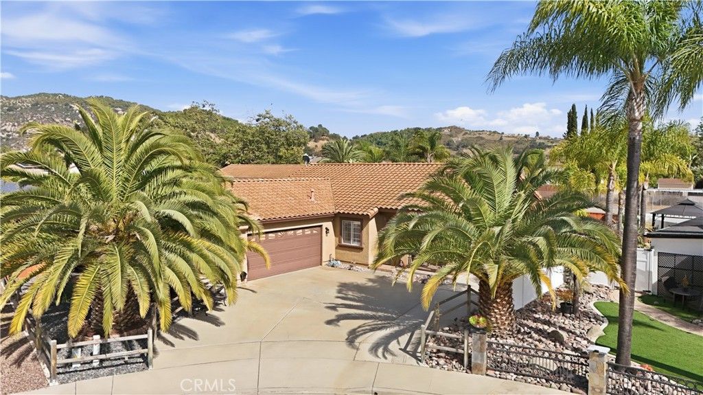 Photo of 2792 Derringer Place, Escondido, CA 92027 (MLS # PW26094197)