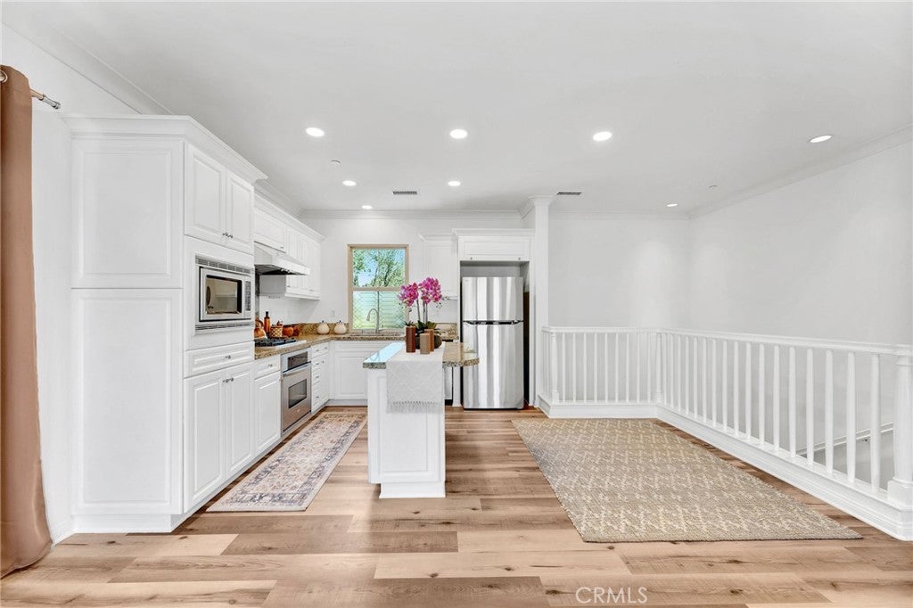 56 Talisman 9, Irvine CA 92620 - Photo 10