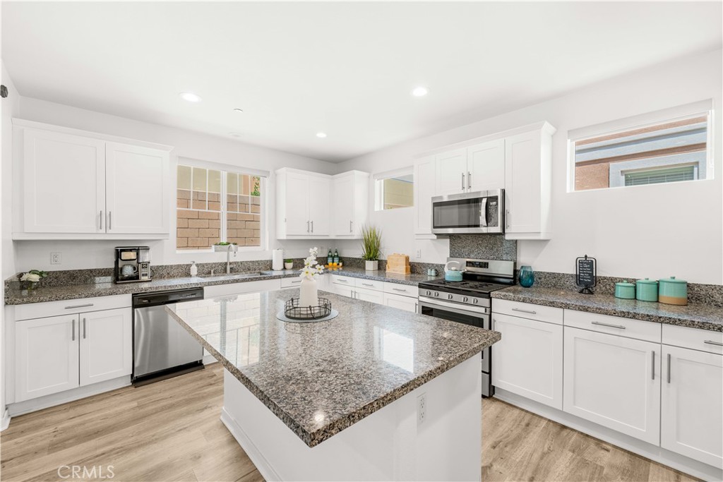 6952 Silverado Street