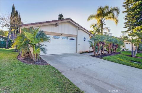 Photo of 5254 Duenas, Laguna Woods, CA 92637 (MLS # OC26039129)