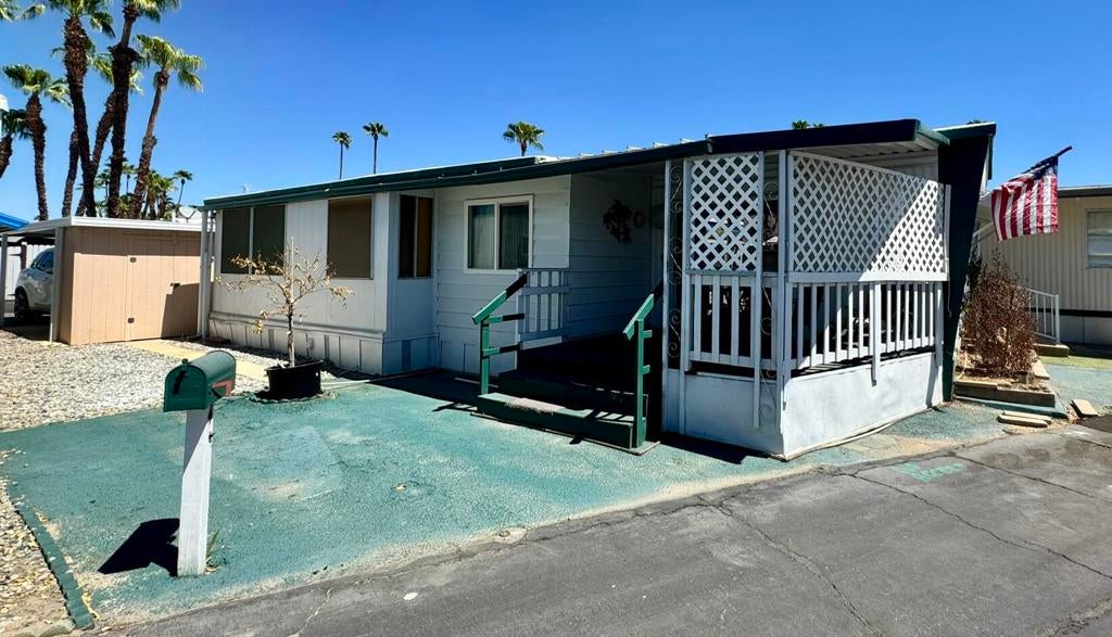 4 Arthur Drive