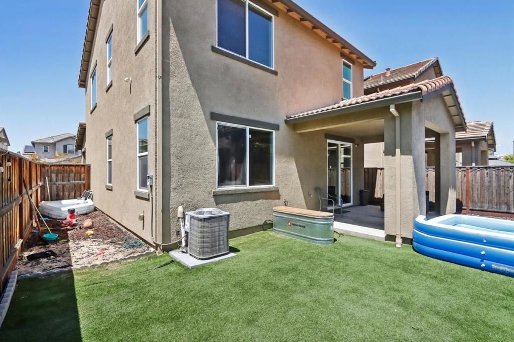 listing image 130720302052550280182
