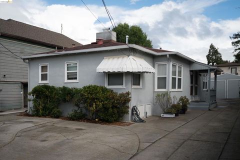 Photo of 1912 Lafayette St St, Alameda, CA 94501 (MLS # 41130482)