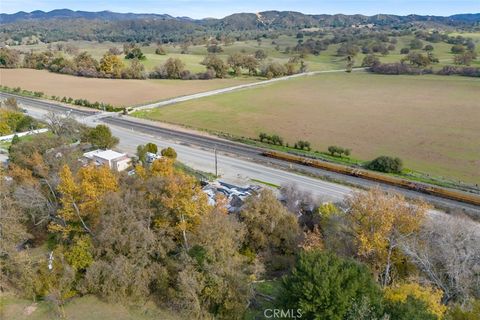 Tiny photo for 16954 El Camino Real, Atascadero, CA 93422 (MLS # SC25272138)