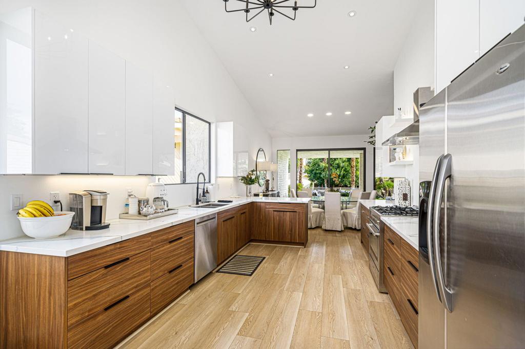 44848 Oro Grande Circle