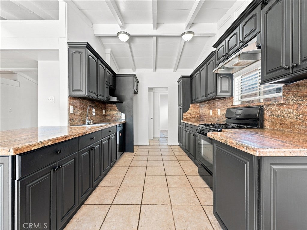 12739 Hartland Street, North Hollywood CA 91605