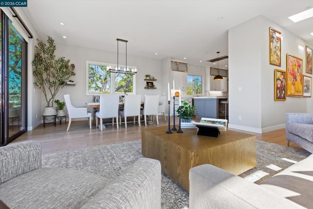 Photo of 158 Andrea Dr Dr, Walnut Creek, CA 94596 (MLS # 41127225)