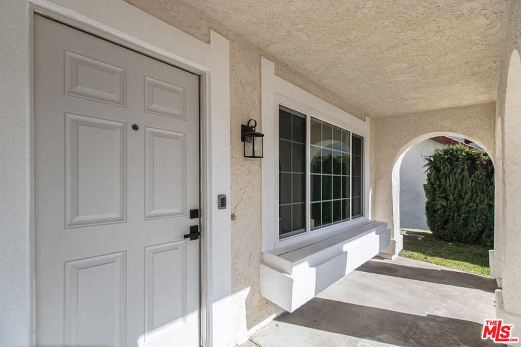 2593 Sunnydale Drive