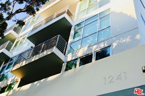 Photo of 1241 5TH Street #308, Santa Monica, CA 90401 (MLS # 25623671)