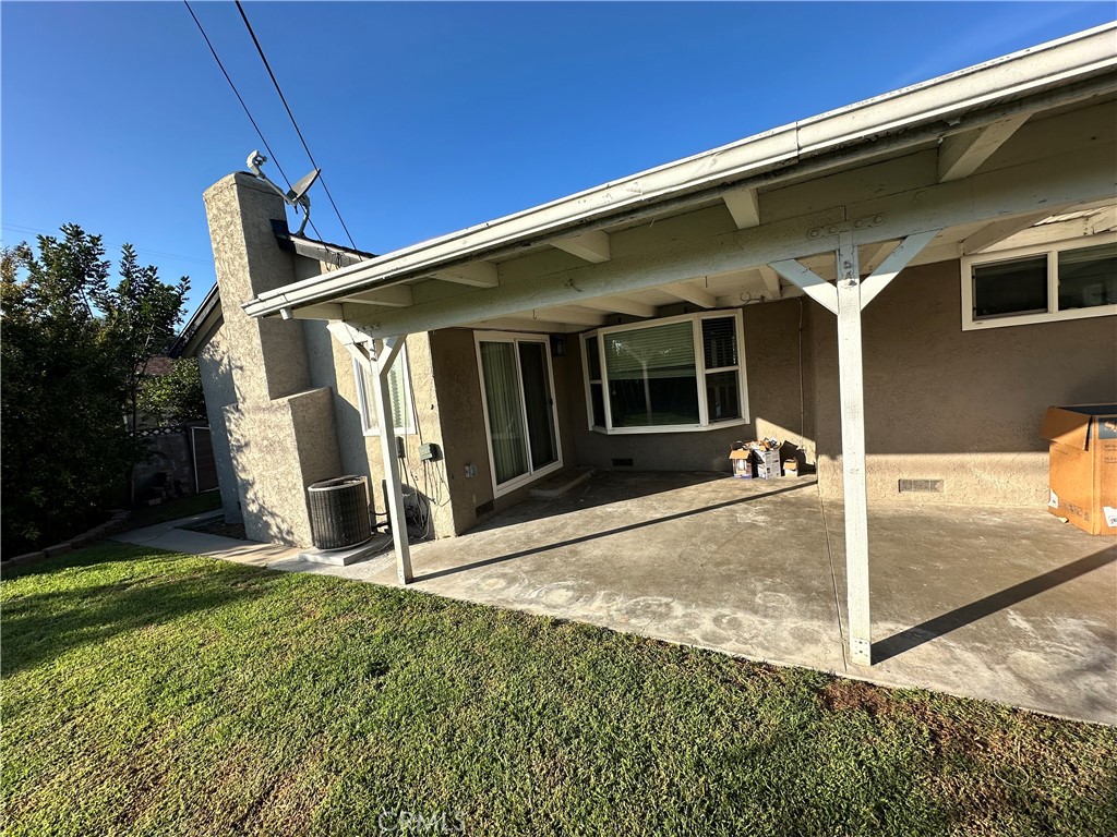 Fullerton Crest (FUCR) - Residential Lease