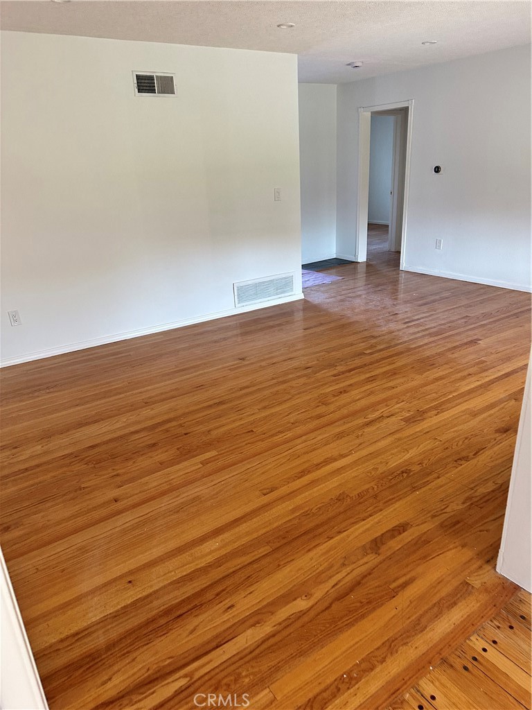 Fullerton Crest (FUCR) - Residential Lease