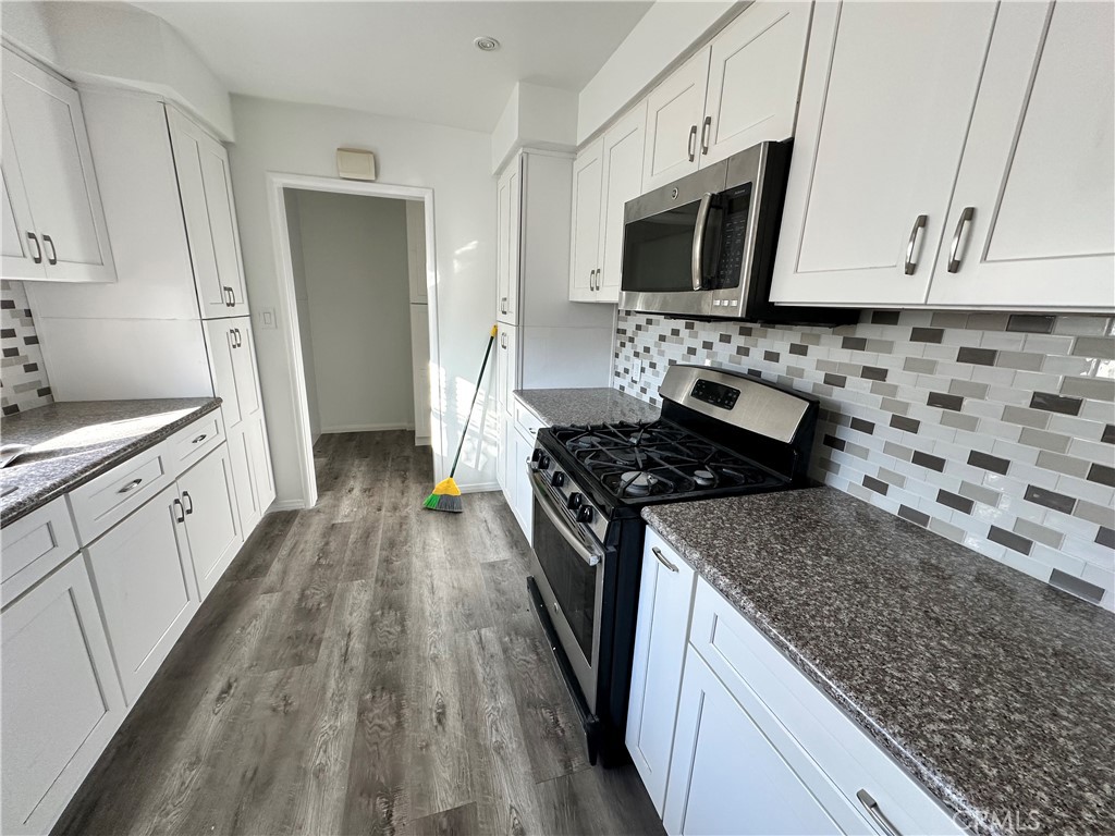 Fullerton Crest (FUCR) - Residential Lease