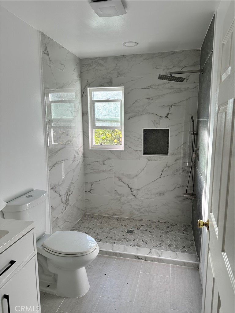 Fullerton Crest (FUCR) - Residential Lease