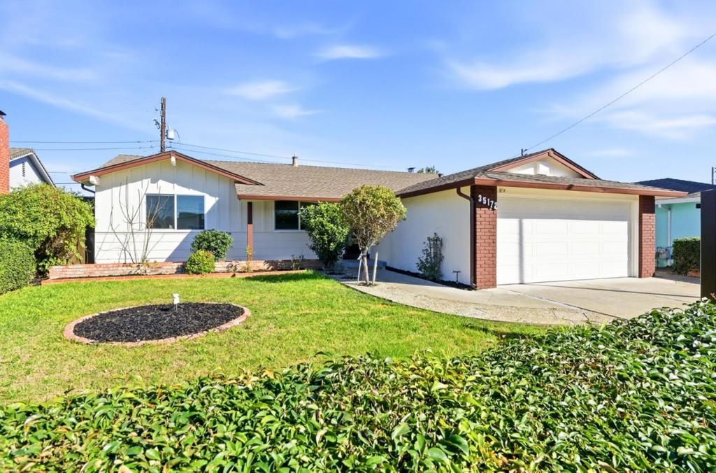 Photo of 35172 Lancero Street, Fremont, CA 94536 (MLS # ML82032928)