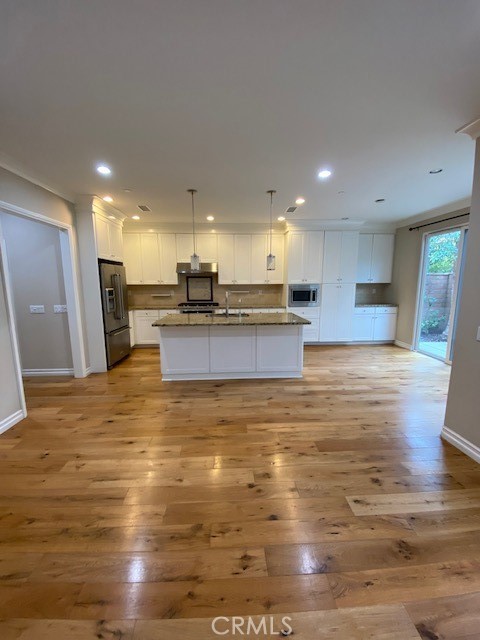Vista Scena (OHVIS) - Residential Lease