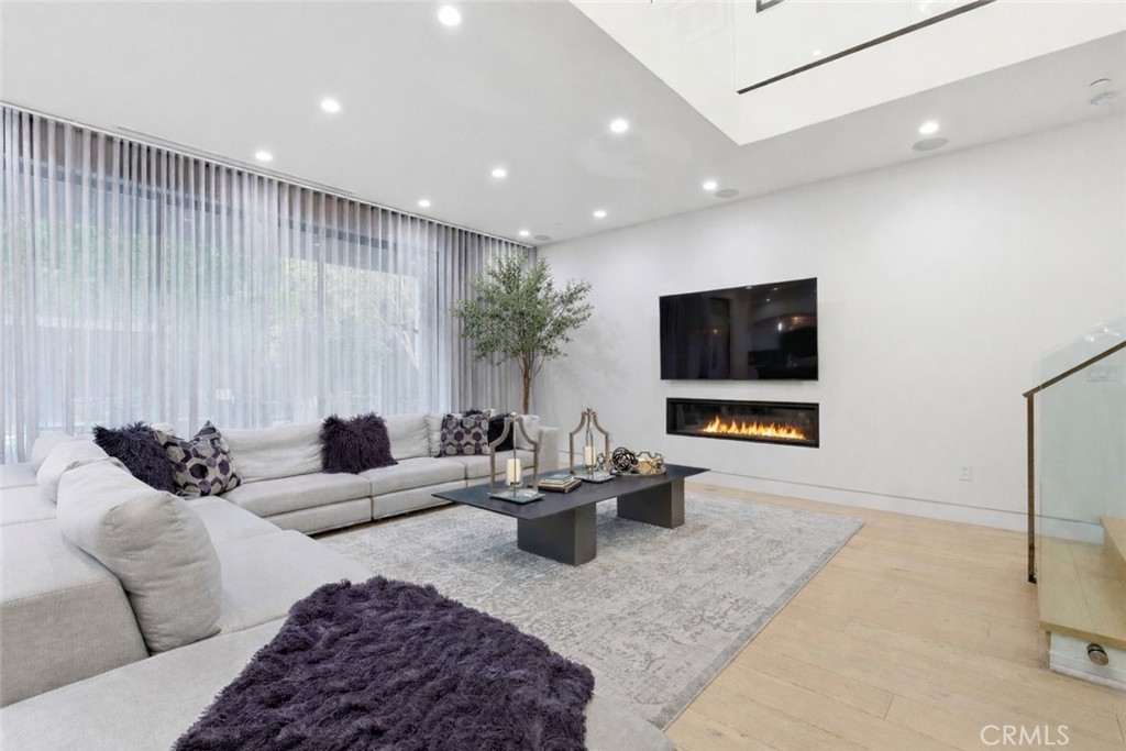 4545 Stern Avenue
