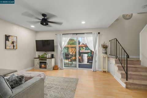 Photo of 1435 Bel Air Dr #C, Concord, CA 94521 (MLS # 41114541)