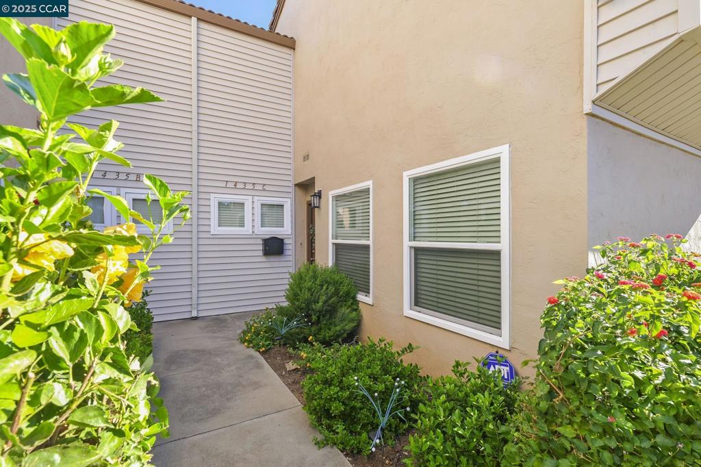 TORREY PINES - Residential