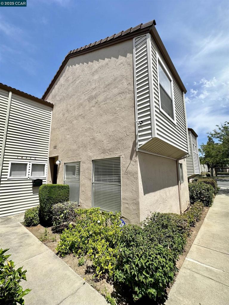 TORREY PINES - Residential