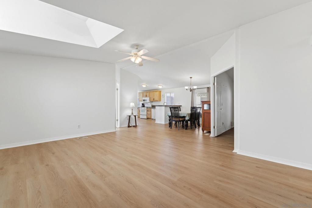 27701 Murrieta Road SPC 76