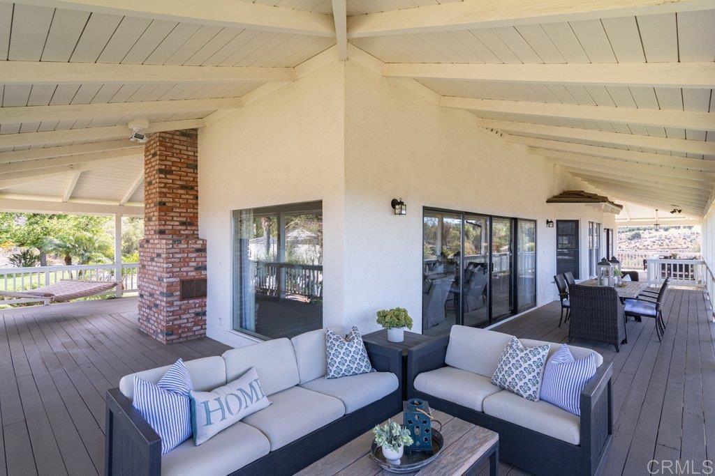 2187 Mil Sorpresas Drive