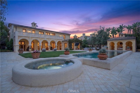 Photo of 98 Canyon Crk CRK, Irvine, CA 92603 (MLS # OC26179319)