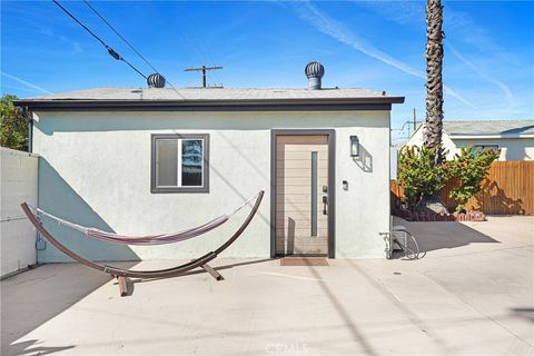Photo of 14828 Saticoy #B, Van Nuys, CA 91405 (MLS # CV26022992)