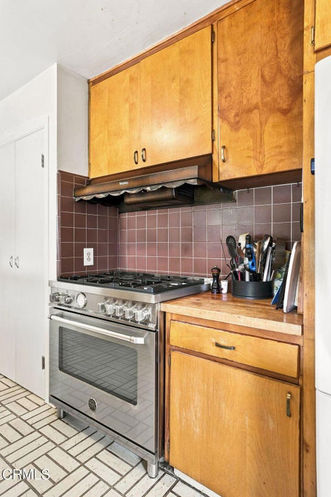 Tiny photo for 209 Carol Drive, Ventura, CA 93003 (MLS # V1-37573)