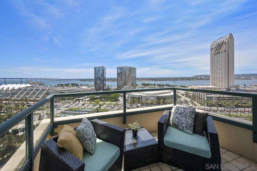 555 Front Street 1803