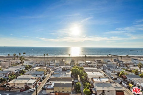 Photo of 7011 Vista Del Mar Lane, Playa Del Rey, CA 90293 (MLS # 26105193)