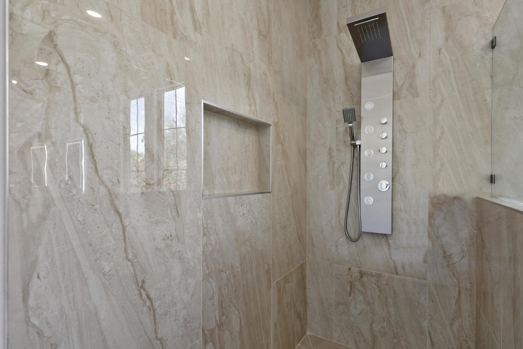 Carmela - Residential