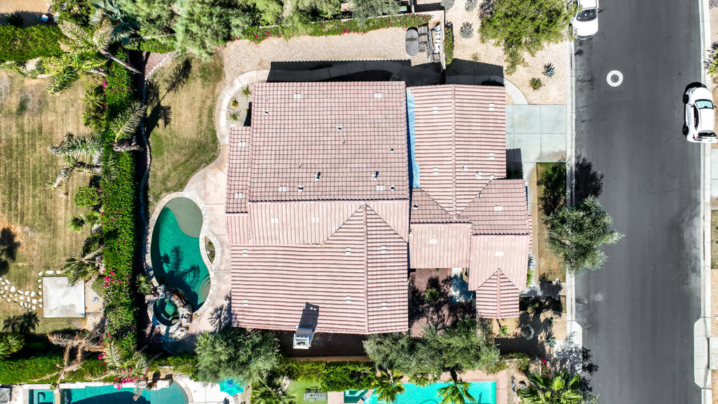 Carmela - Residential