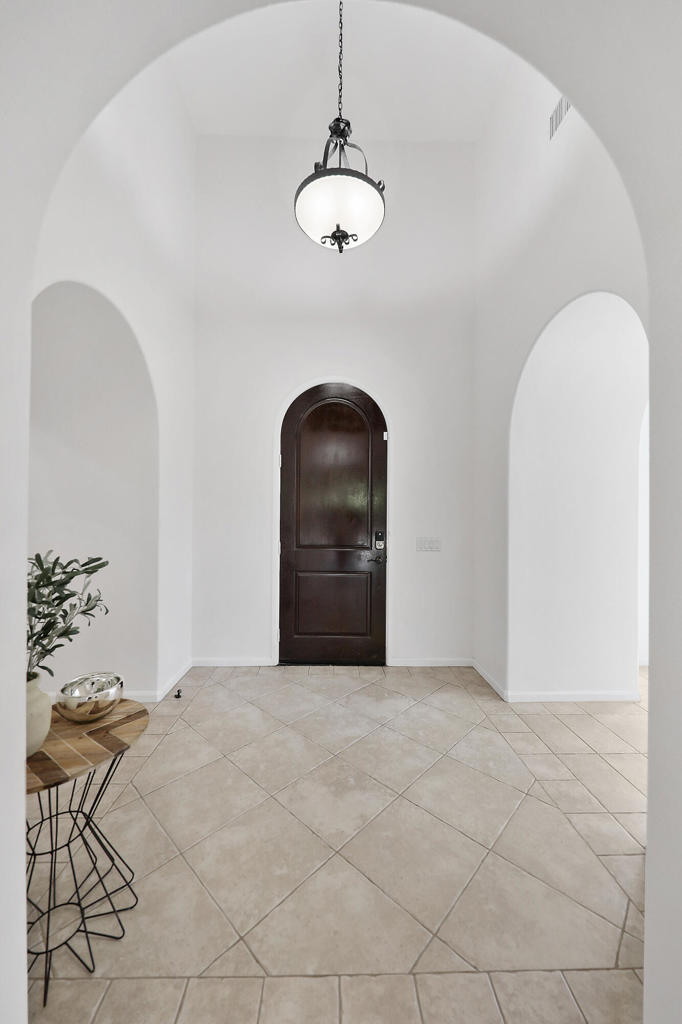 Carmela - Residential