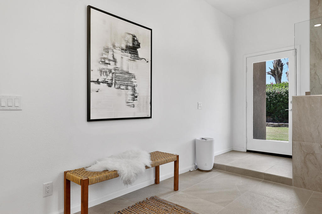Carmela - Residential
