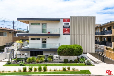 Photo of 1743 Butler Avenue, Los Angeles, CA 90025 (MLS # 26860739)