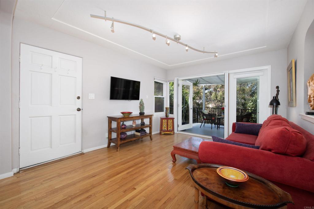 4358 Proctor Place