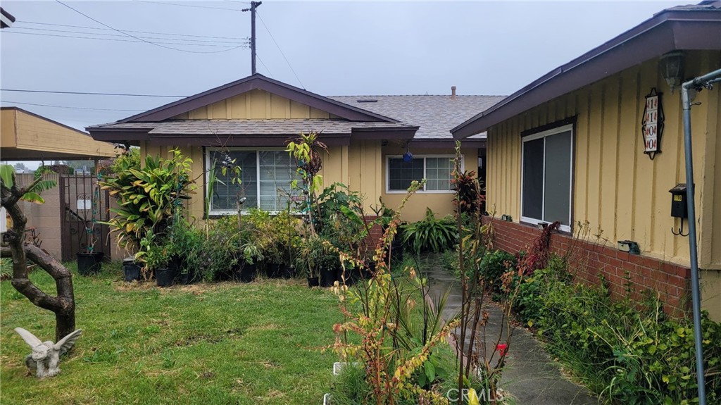 1100 E 215th Place