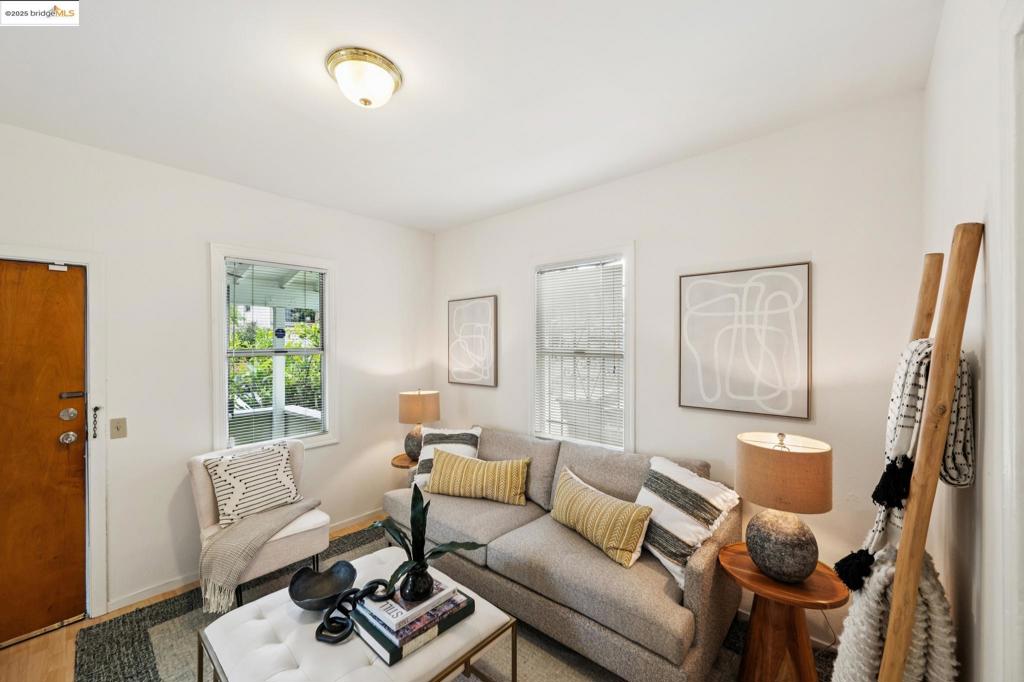 HIGHLAND PARK - Residential