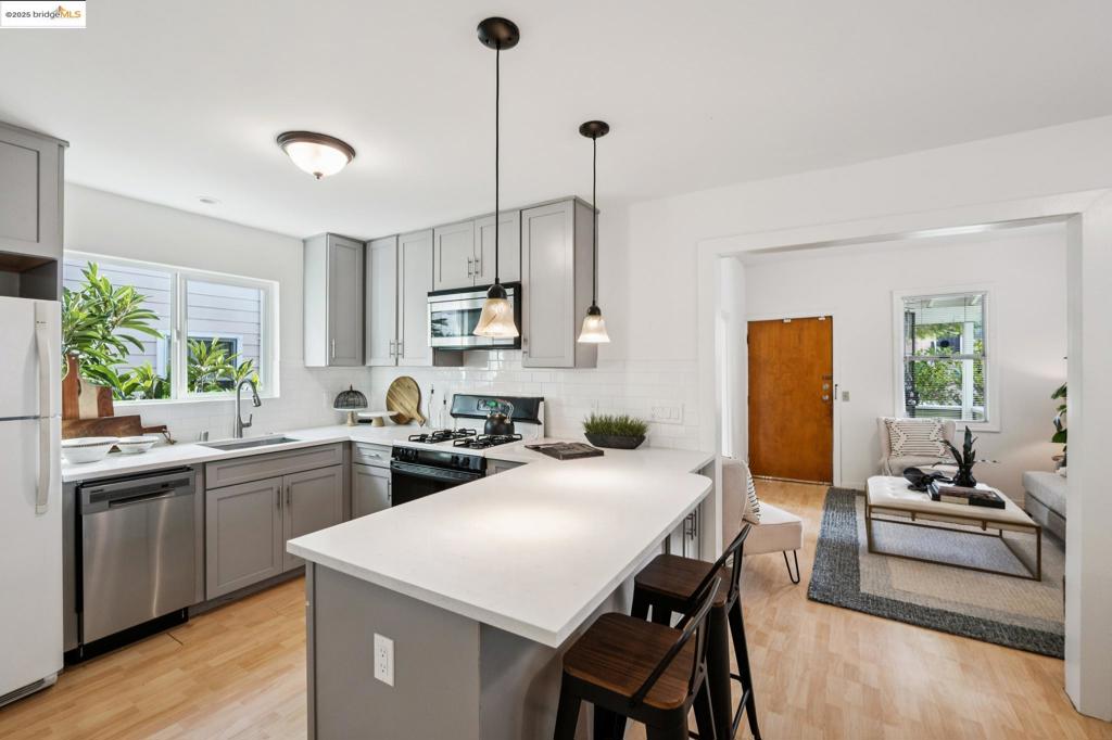 HIGHLAND PARK - Residential