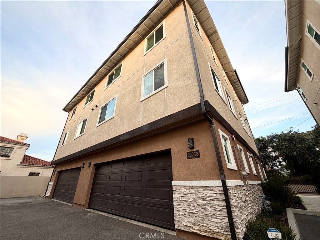 23238 Marigold AVE