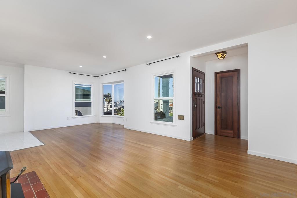 Ocean Beach - Residential Income