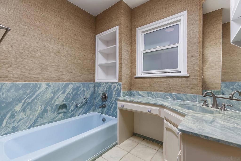 Ocean Beach - Residential Income