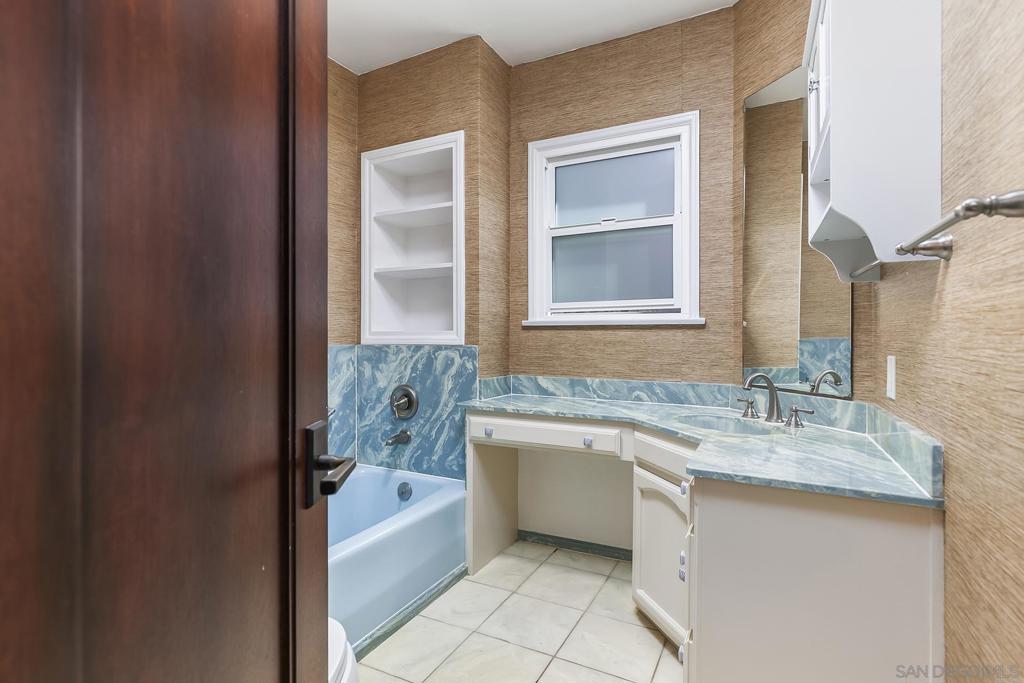 Ocean Beach - Residential Income