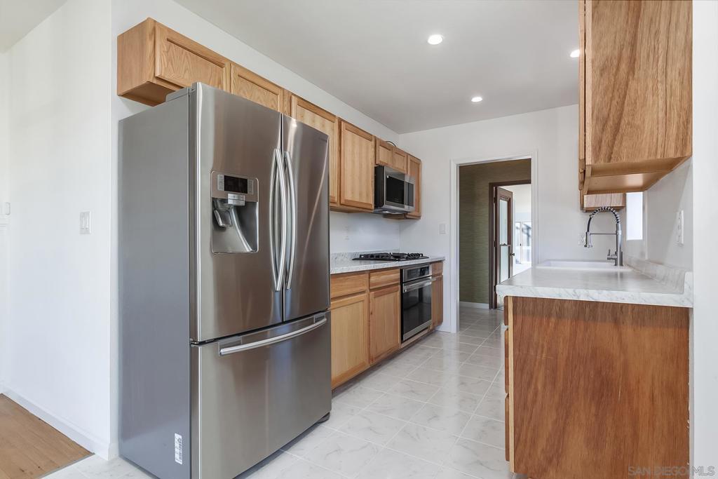 Ocean Beach - Residential Income