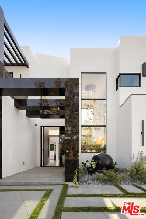 19641 Greenbriar Drive