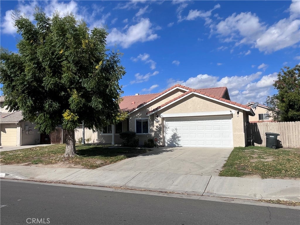 1976 VILLINES Avenue