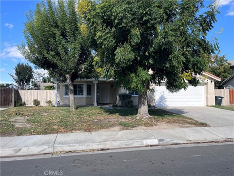 Photo of 1976 VILLINES Avenue, San Jacinto, CA 92583 (MLS # SW26229126)