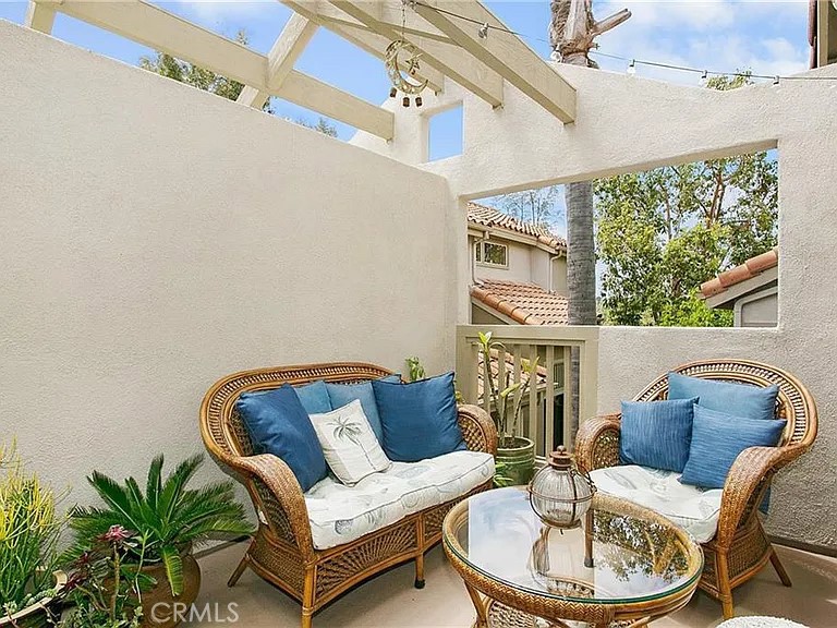 Palm Court (LHC) - Residential Lease