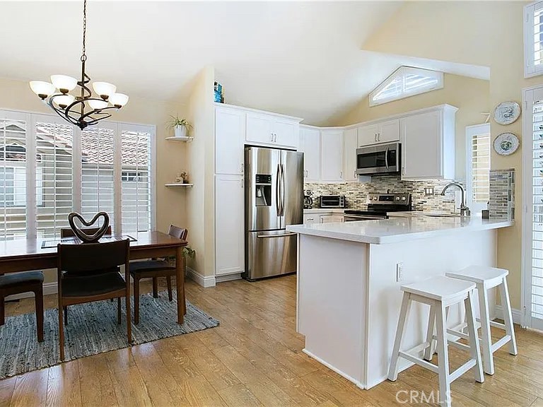 Palm Court (LHC) - Residential Lease