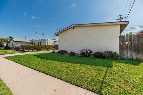 Tiny photo for 6889 Glenroy Street, San Diego, CA 92120 (MLS # NDP2602173)